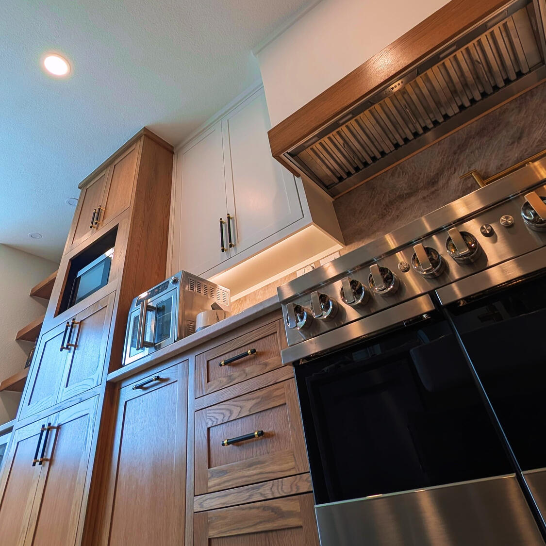 Cabinet drawer handle install